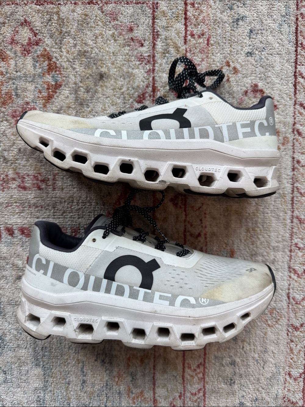 ON Cloudmonster Running Shoes